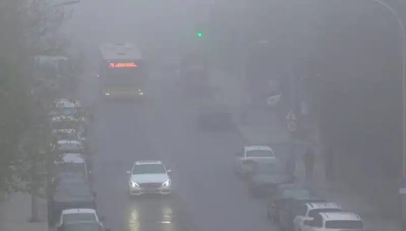İstanbul'da Beklenmedik Sis Olayı: Görüş Mesafesi Kısıtlandı