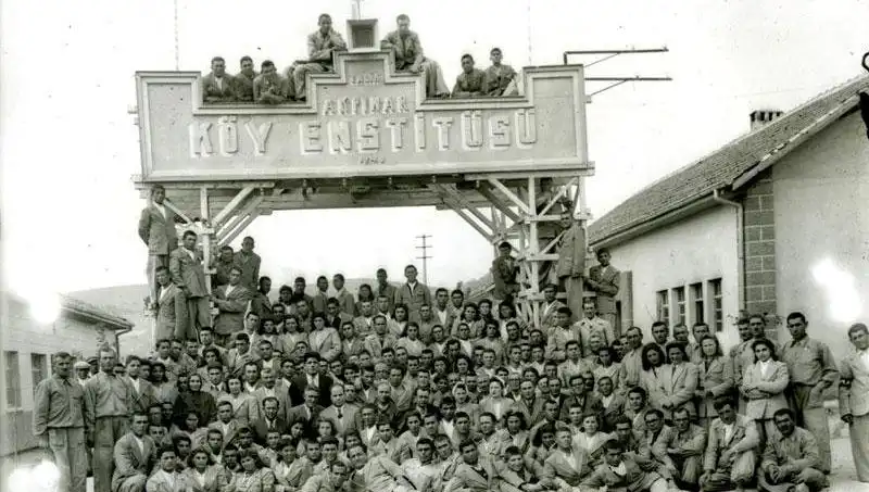 17 Nisan: Köy Enstitüleri'nin Tarihindeki Dönüm Noktası
