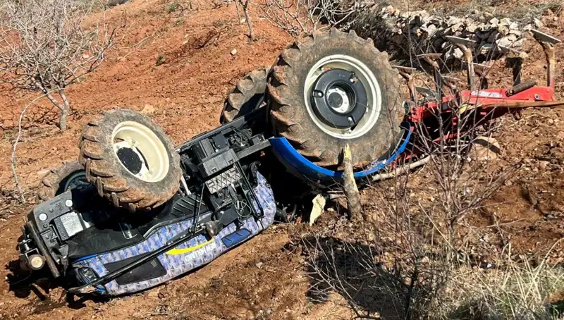 Siirt’te Traktör Devrildi: Şoför Hayatını Kaybetti, Ayrıntılar Şok Etti!