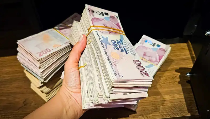 Türkiye’nin Mevduat Pazarında 12 Trilyon Lira Sınırı Aşıldı: Neler Oluyor?