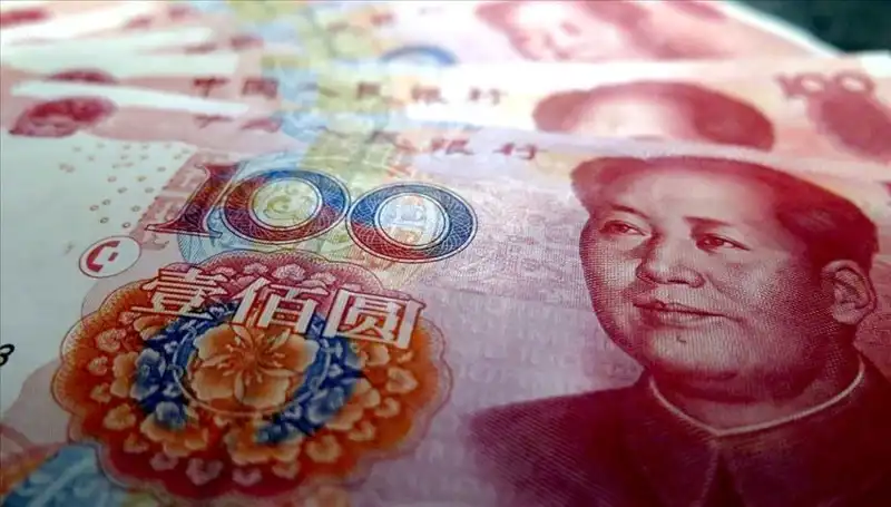 Yuan Değeri Neden Düşüyor? Ekonomik Sebepler ve Gelecek Beklentileri
