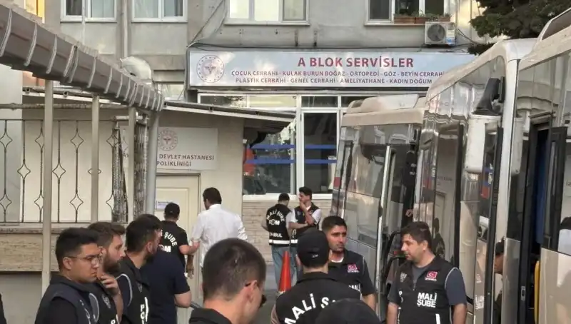 İstanbul'da İETT Soruşturması: 25 Şüpheli Adliye Ziyaretinde!