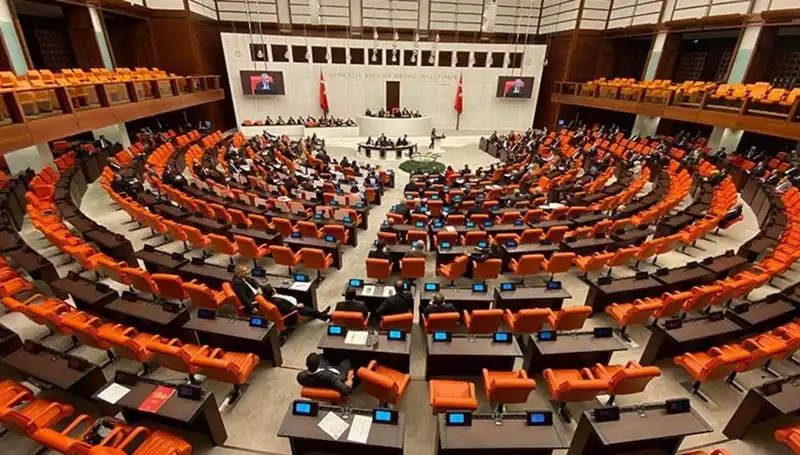 Yeni Dokunulmazlık Dosyaları Meclis Gündeminde: Tartışmalar Edebi Sürecek