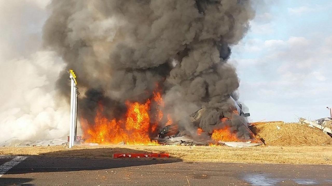 Güney Kore'de Yolcu Uçağı Kaza Yaptı, En Az 122 Ölü