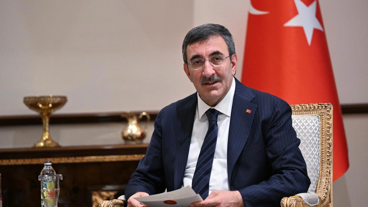 Cumhurbaşkanı Yardımcısı Yılmaz Genç Çiftlere Maddi Destekler Sağlayacak