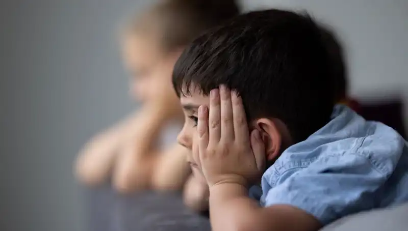 Otizm Neden Erkek Çocuklarında Daha Yaygın? Bilimsel Gözlemler ve Çözüm Yolları