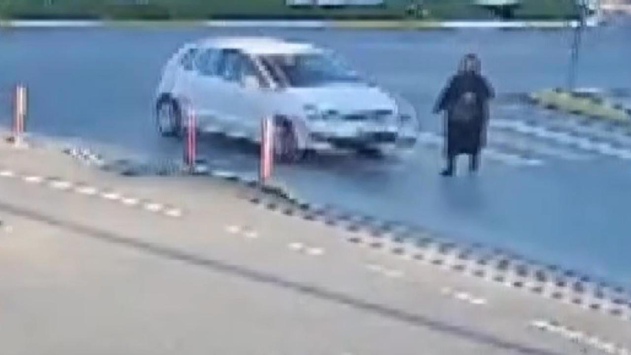 Araç çarptı, beklerken ikinci kazayı yaşadı