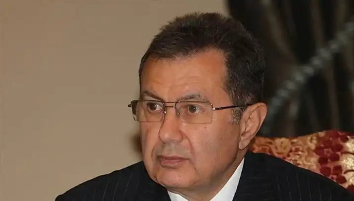 Mehmet Emin Karamehmet: İş Dünyasının Sessiz Gücü ve Etkileyici Başarı Hikayesi