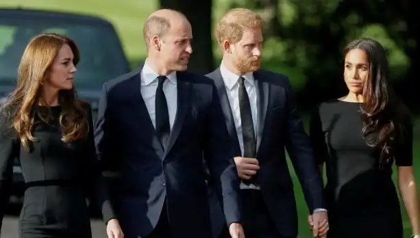 Prens William, Kardeşi Harry'ye Olan Duygularını Kesinlikle Gizleyemiyor