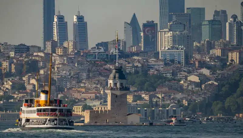 İstanbul’a Yazın Gelişi: Hafta Sonu Sıcak Hava Bekleniyor!