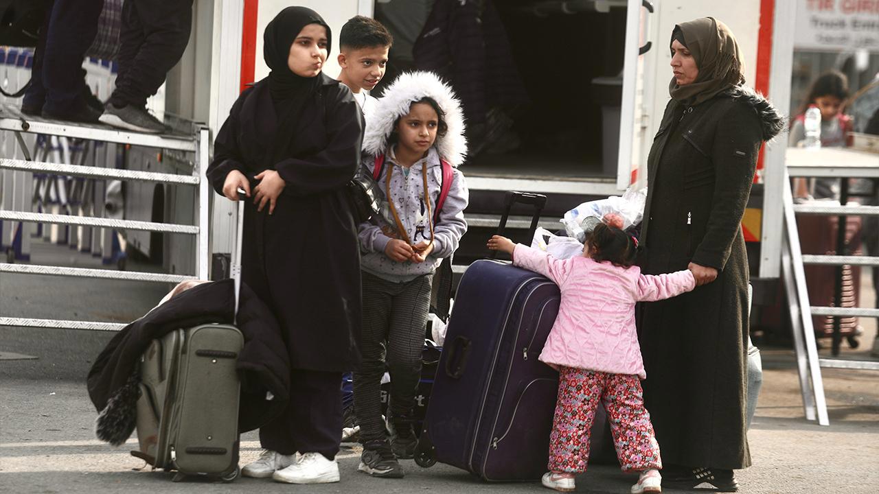 Elcemal Ailesi Suriye'ye Yeniden Dönüyor