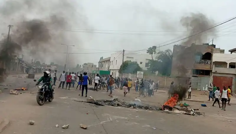 Togo'da Protestolar Sonrası Nehirlerde Yüzlerce Ceset Bulundu: Olayların Ardındaki Gerçekler