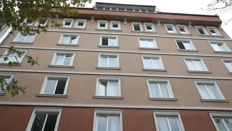 Kastamonu’da Otel Penceresinden Düşen Kadın Korkunç Bir Şekilde Hayatını Kaybetti