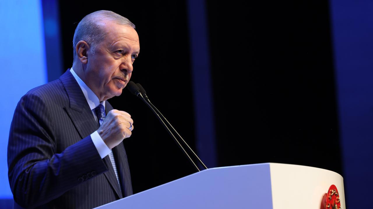 Cumhurbaşkanı Erdoğan: Necip Fazıl Ayasofya'nın açılacak olduğunu dile getirdi