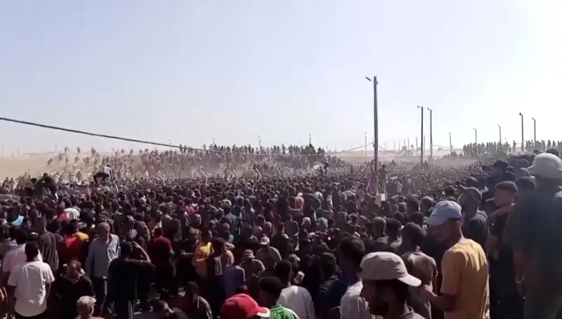 İsrail'in Filistinlere Yönelik Saldırısı: 30 Ölü ve Acil Yardım İhtiyacı