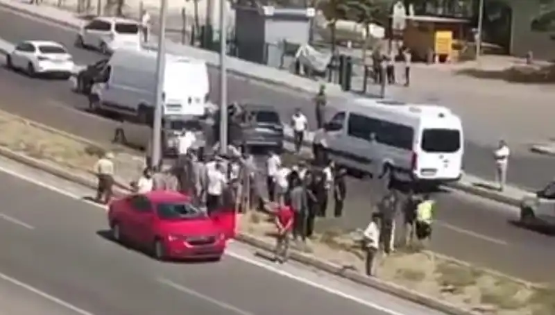 Otomobilin Çarptığı Yaya: Anlık Bir Kaza ve Sonuçları