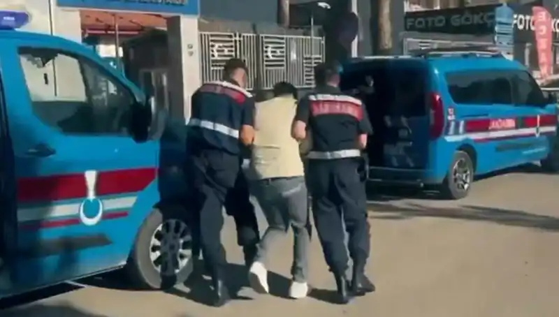 10 İlde Eş Zamanlı Operasyon: 5 Suç Örgütüne Darbe!