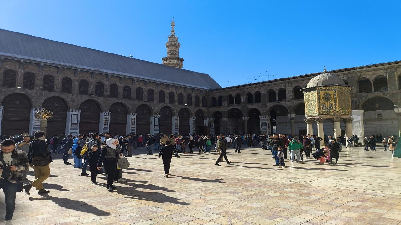 Emevi Camii İmamı: Erdoğan'ın Yardım Eli Şükranla Karşılandı