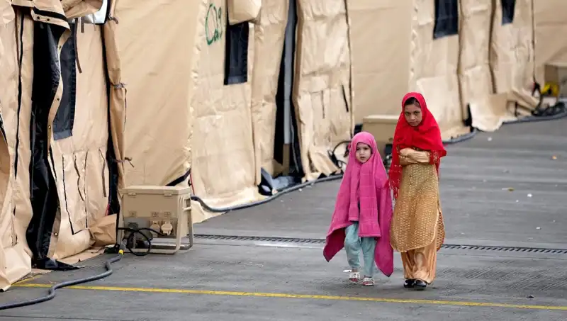 Amerika'nın Afganistan Yardımını Kesmesi: Çocukların Geleceği Tehlikede