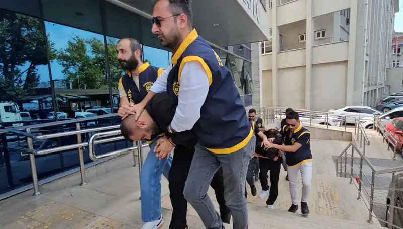 FETÖ Yalanlarıyla Yapılan Milyonluk Vurgun Ortaya Çıktı!