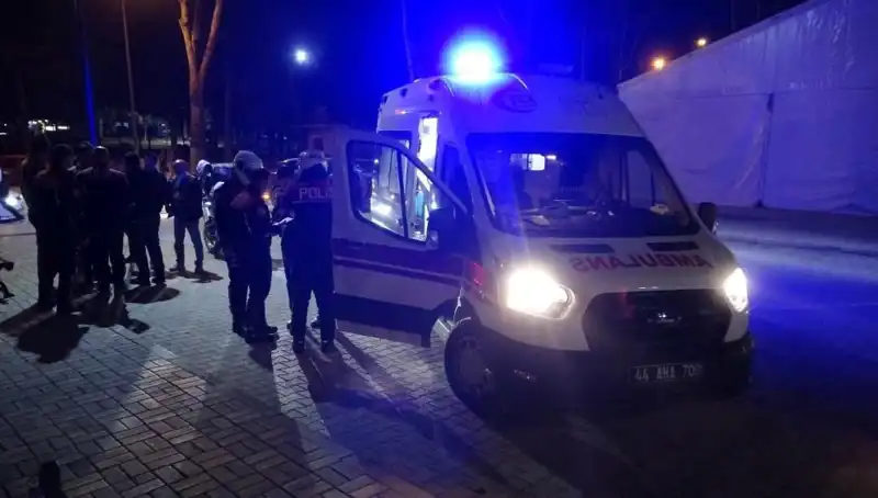 Şehir Parkında Silahlı Çatışma: İki Grup Arasında Gergin Anlar
