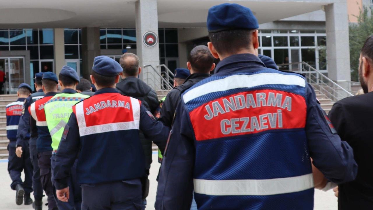 Narkokapan Operasyonu 20 İlde Zehir Tacirlerine Çökertildi