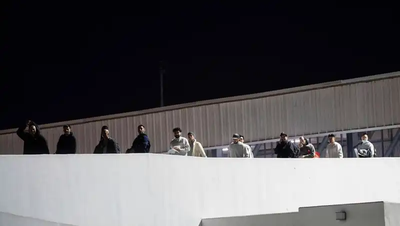 Türkiye’nin İki İlinde Düzensiz Göçmen Operasyonu: Neler Yaşandı?