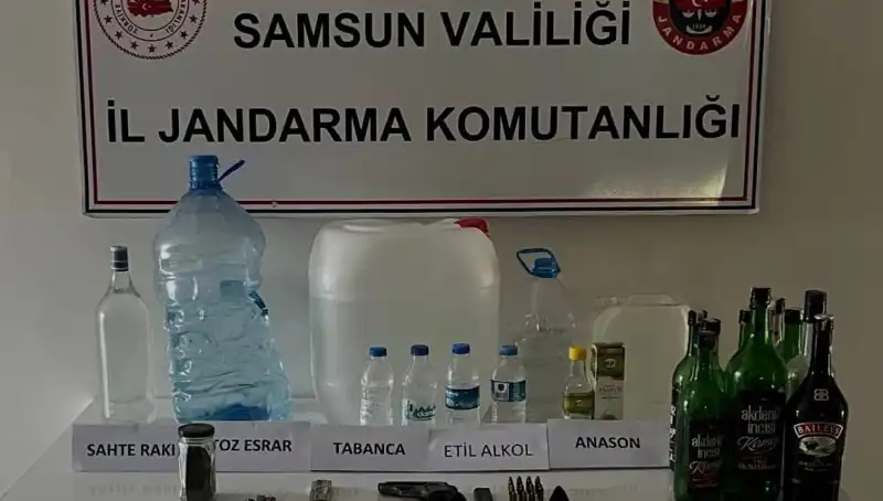 Samsun'da Sahte İçki Operasyonu: Piyasayı Sarsan Litrelerce İçki Ele Geçirildi!