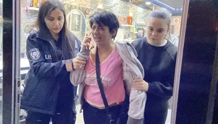 Polise Köpek Dediği İçin Gözaltına Alınan Kadına Adli İşlem Yapıldı!
