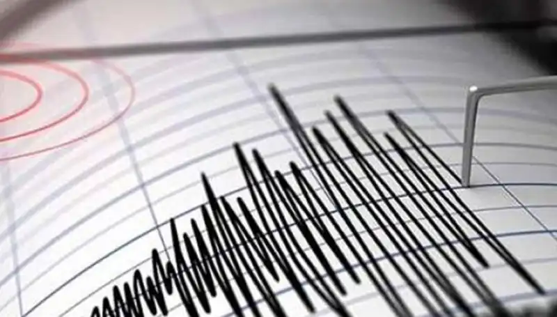 Sındırgı'da Beklenmedik Deprem: 4,3 Büyüklüğünde Sarsıntı Hissedildi