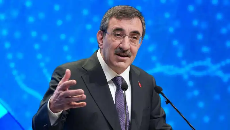 Cevdet Yılmaz'dan CHP Kurultayı İçin Çarpıcı Açıklamalar: İki Alternatif Belirlendi!
