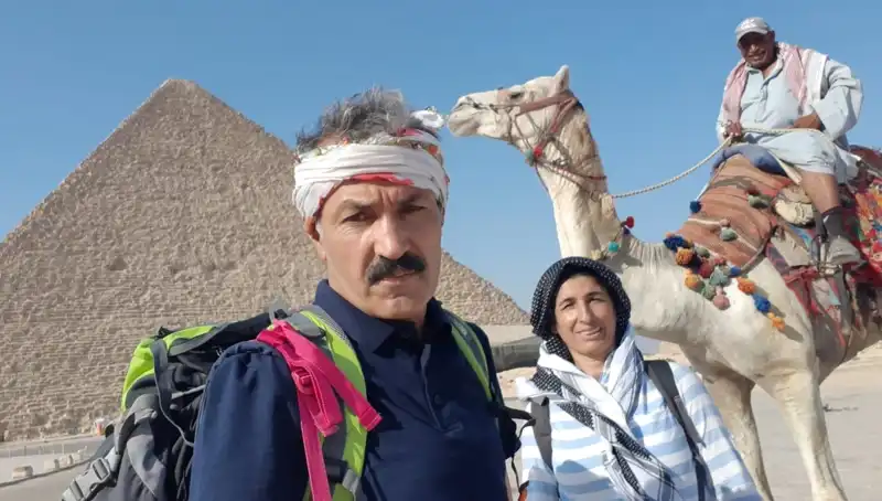 Şırnaklı Çiftin 16 Yılda 6 Kıtada Gezi Masrafları: İnek Satışı ile Dünya Turu