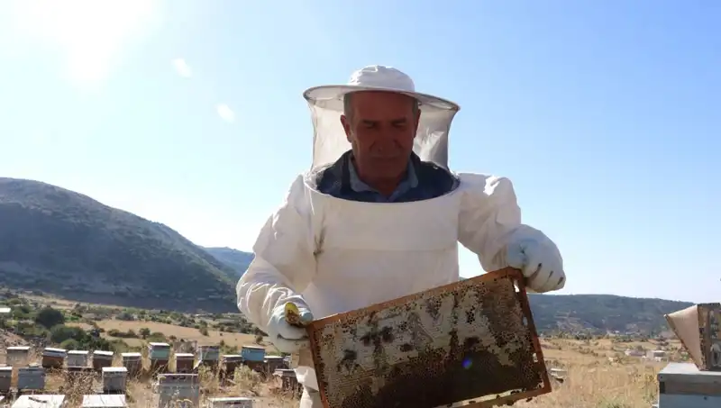 25 Yıl Sonra Mobilya Hayalini Gerçeğe Dönüştüren Adam: 2 Ton Ürün Üretti