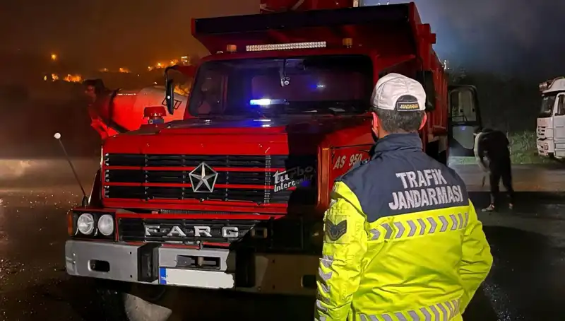 Kamyondaki Çakar Lamba Kullanımına 138 Bin Lira Ceza Kesildi!
